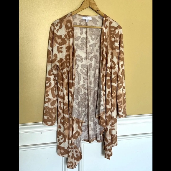 New Directions Animal Print Open Front Waterfall Asymmetrical Hem Cardigan Sz M - Picture 4 of 10